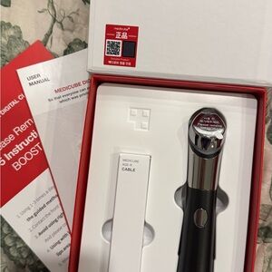 Medicube Digital Skincare Device Booster-H - Black and Silver